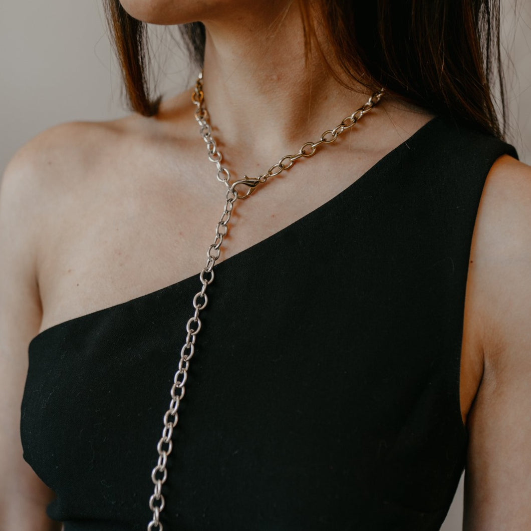 Two-tone Evolve necklace